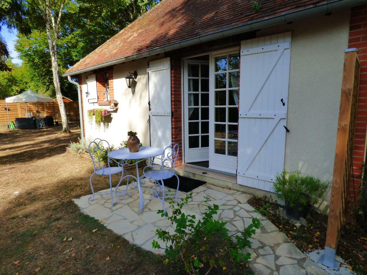 chambres d'hôtes les Muscaris Feins-en-Gatinais Exterior foto